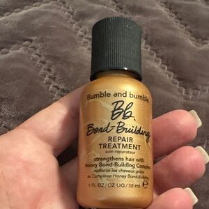 Bumble and bumble Gold Bond-Building Repair Treatment